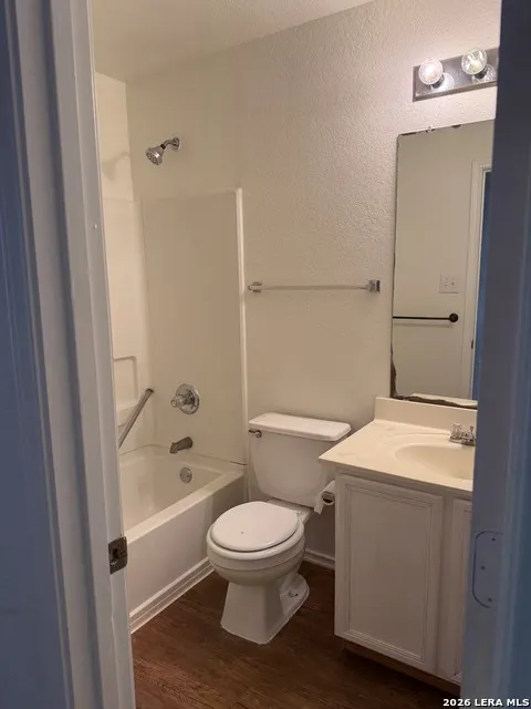 417 HAMPTON CV Boerne, TX 78006