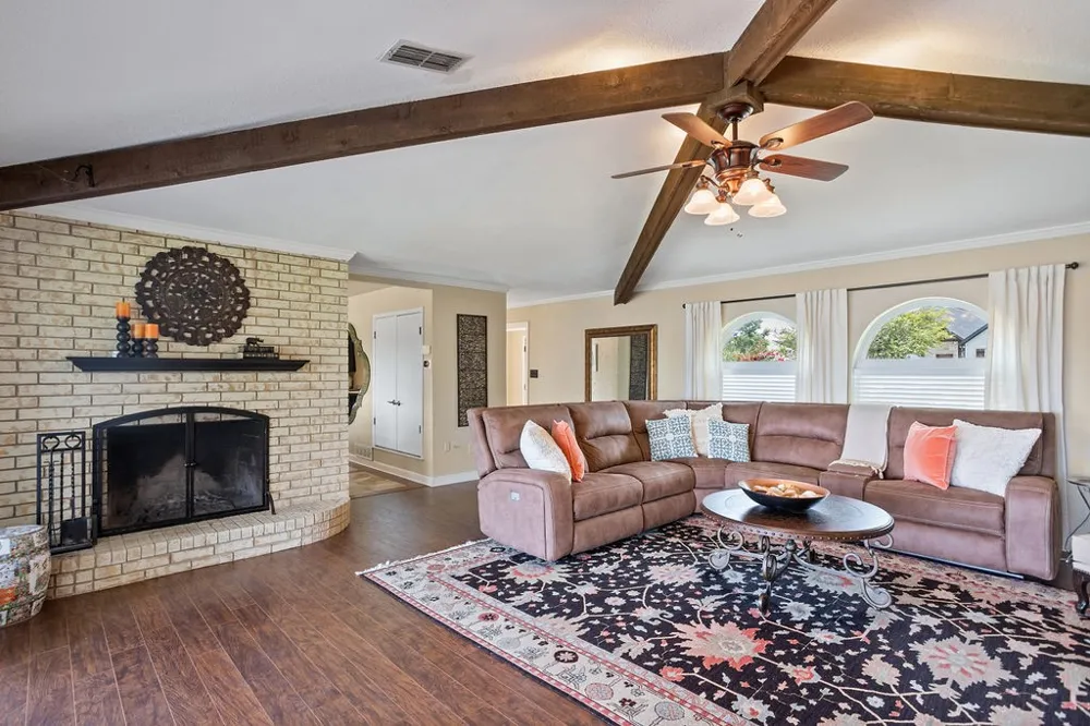 4301 Crescent Drive De Cordova, TX 76049