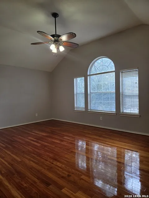 5850 Creekway San Antonio, TX 78247