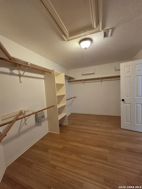5850 Creekway San Antonio, TX 78247