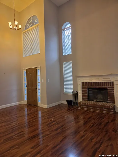 5850 Creekway San Antonio, TX 78247