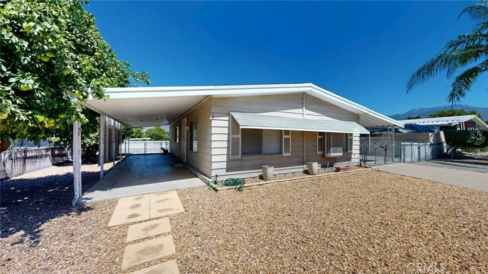 43400 Olive Hemet, CA 92544
