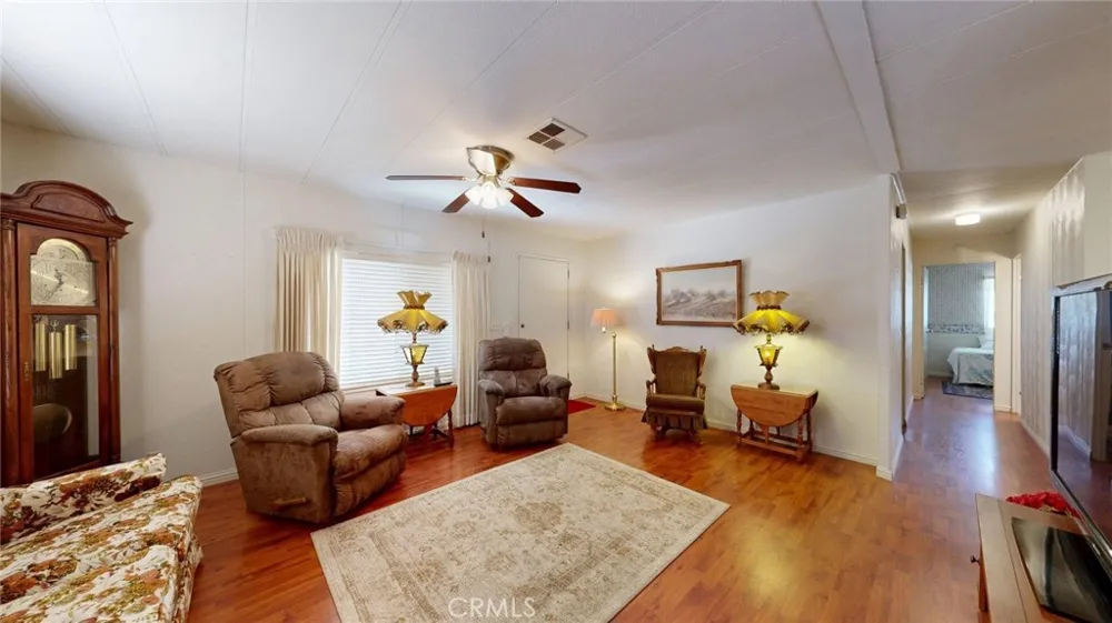 43400 Olive Hemet, CA 92544