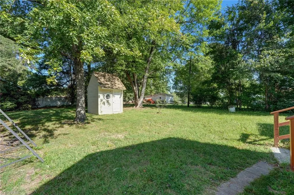 4906 Pheasant Drive Greensboro, NC 27406