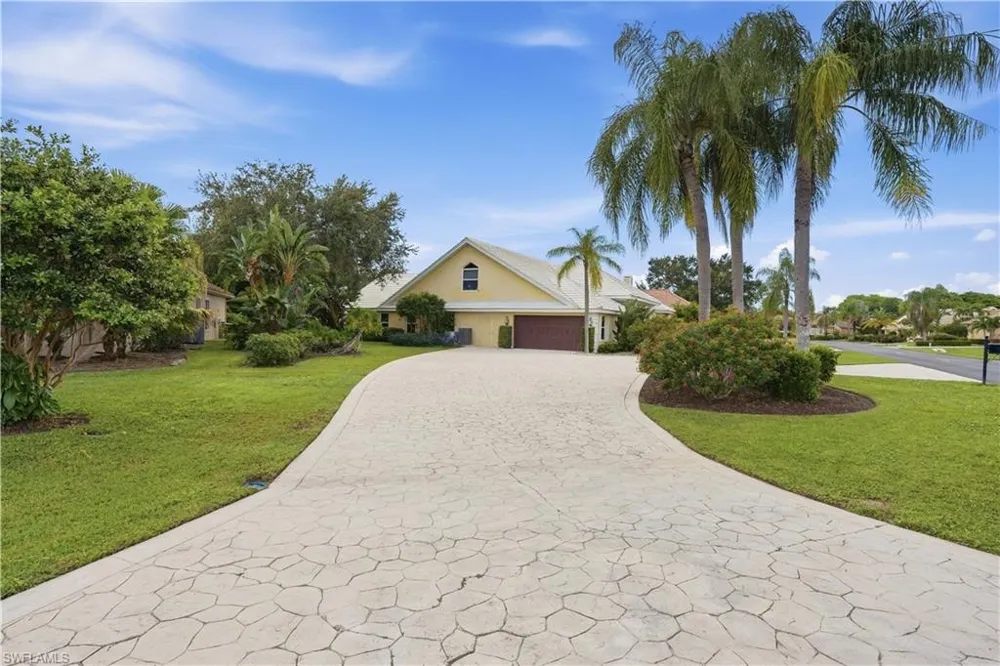 9761 Treasure Cay Lane Bonita Springs, FL 34135