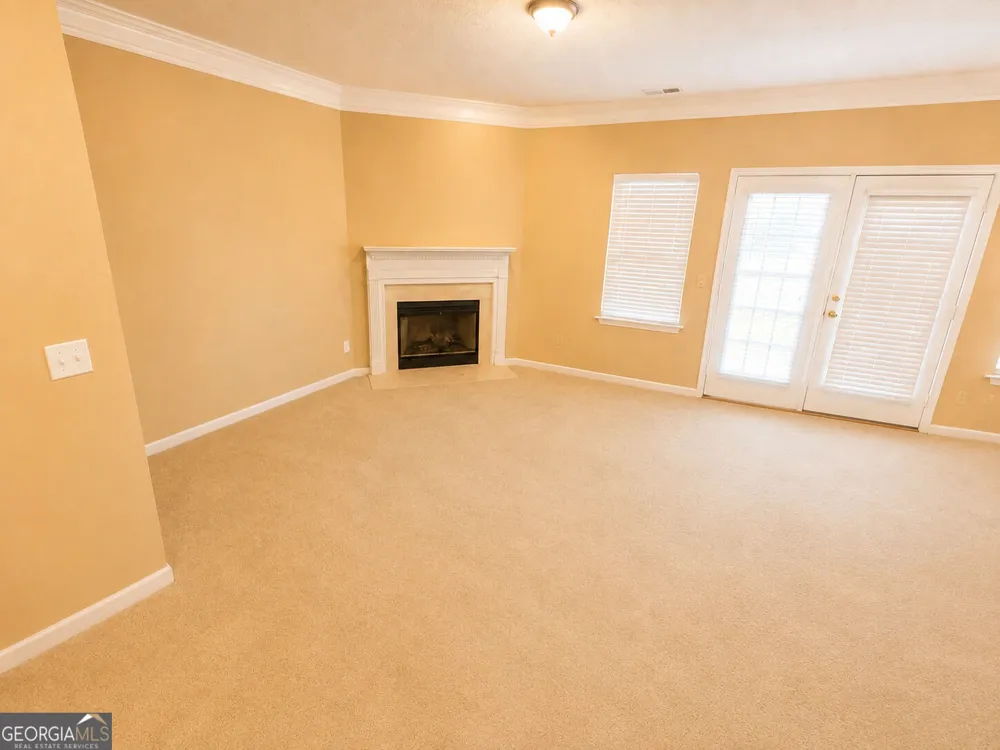 71 Berkeley PL Cartersville, GA 30121