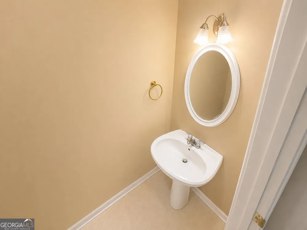 71 Berkeley PL Cartersville, GA 30121