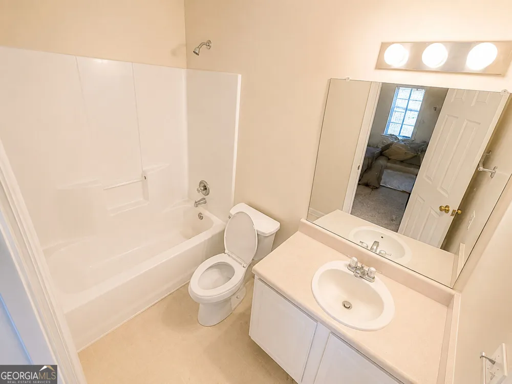 71 Berkeley PL Cartersville, GA 30121