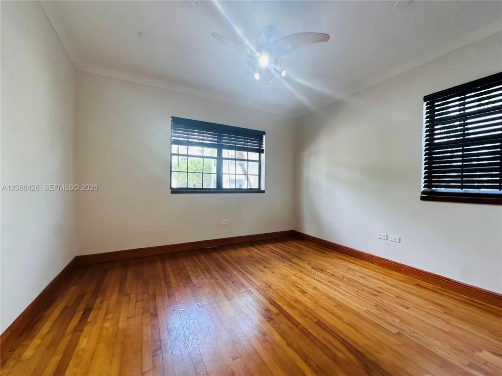 1470 Lincoln Ter #1 Miami Beach, FL 33139