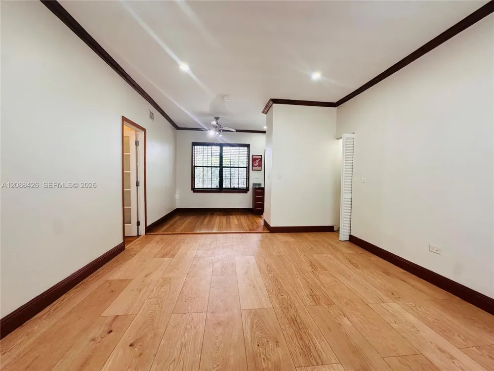 1470 Lincoln Ter #1 Miami Beach, FL 33139