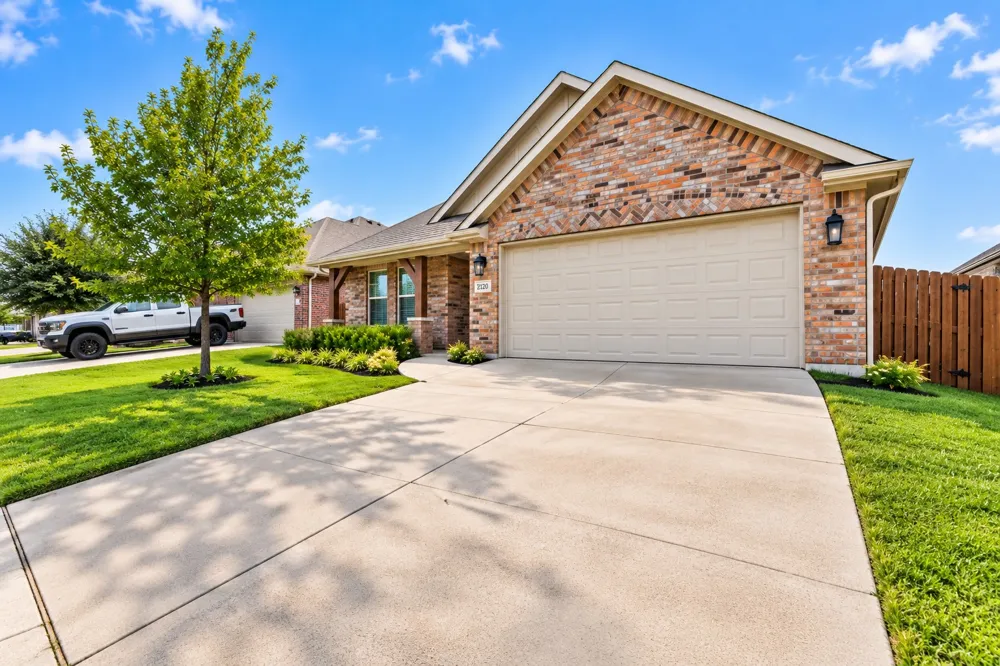 2120 Swenson Ranch Trail Fort Worth, TX 76134