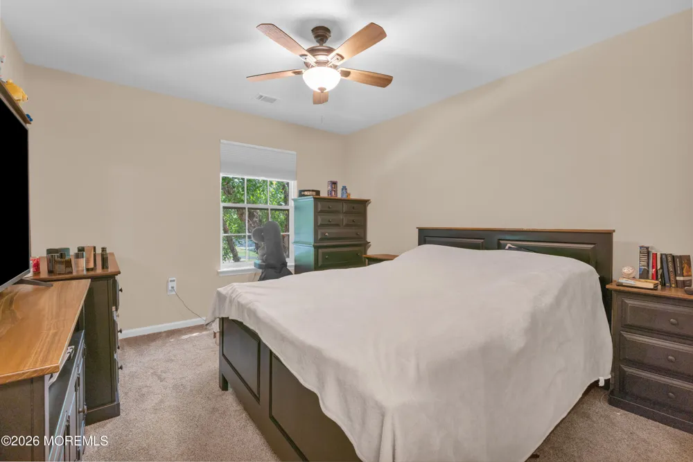 101 Kensington Drive Galloway, NJ 08205