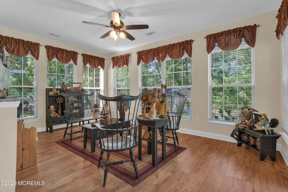 101 Kensington Drive Galloway, NJ 08205
