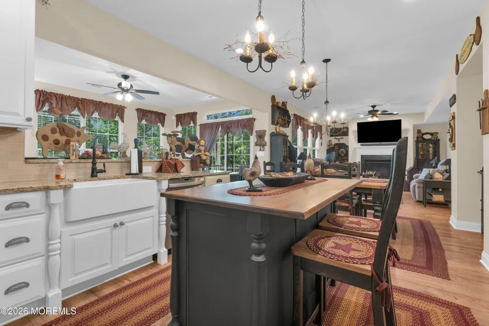 101 Kensington Drive Galloway, NJ 08205