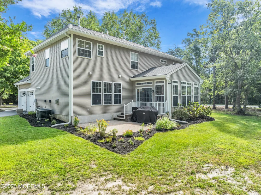 101 Kensington Drive Galloway, NJ 08205