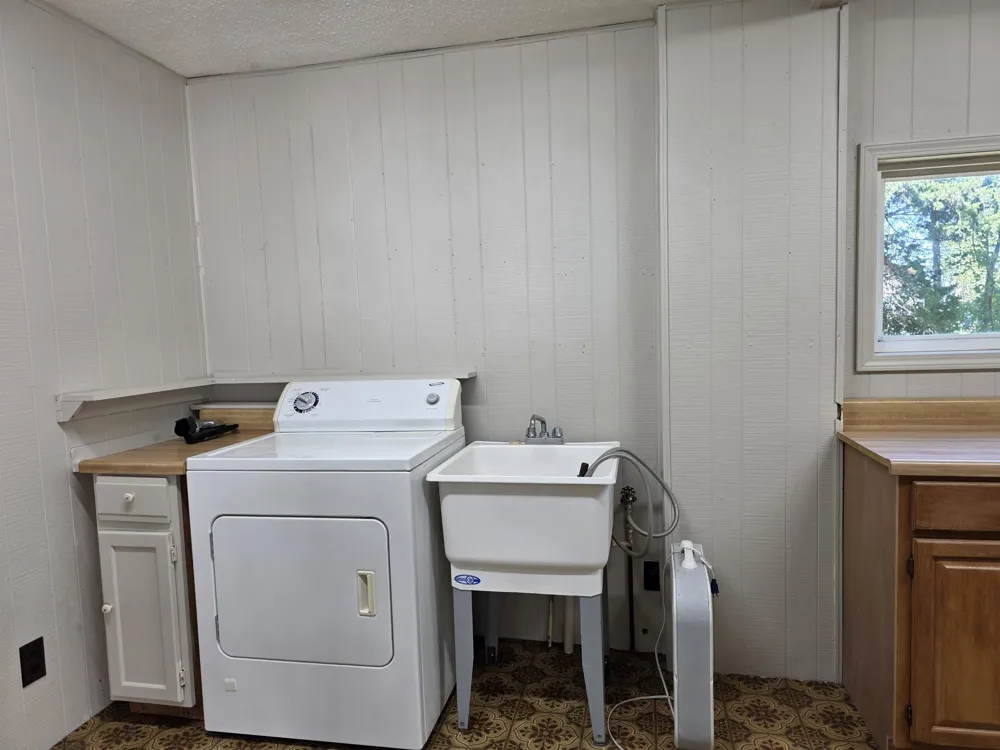 945 Monument Road Baldwin Township, MI 48763