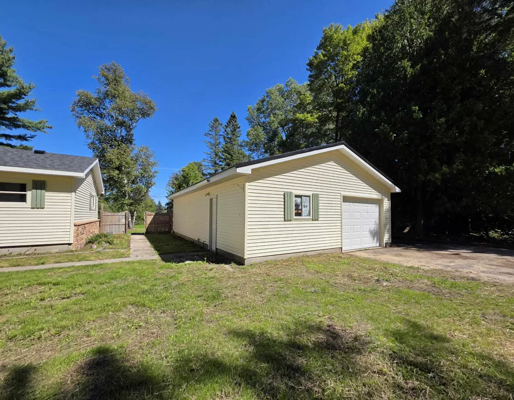 945 Monument Road Baldwin Township, MI 48763