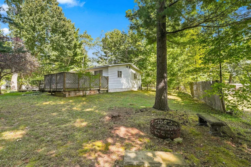 1828 Outer Drive Green Lake Township, MI 49643