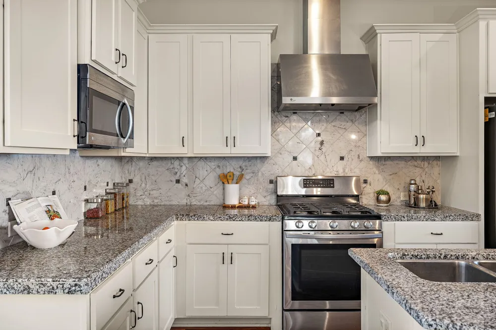 13803 Lakeview Drive Austin, TX 78732
