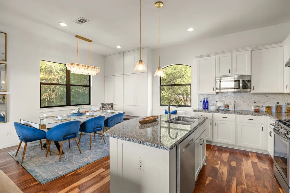 13803 Lakeview Drive Austin, TX 78732