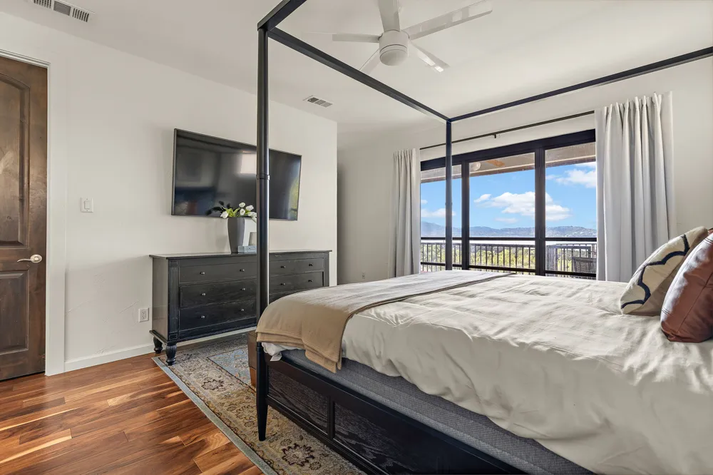 13803 Lakeview Drive Austin, TX 78732