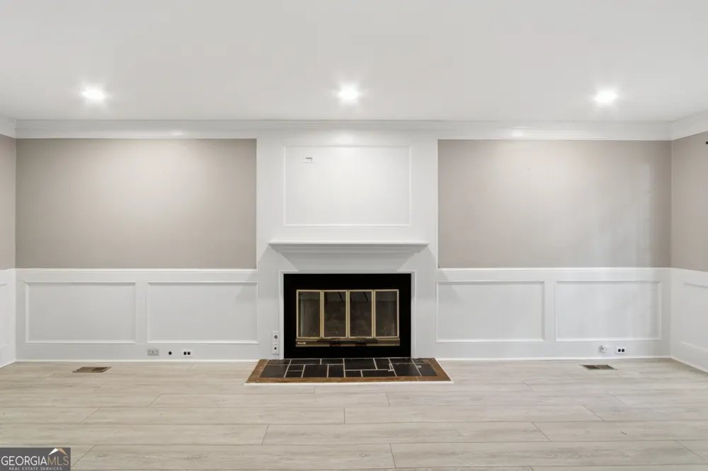 4003 Oakview CT Alpharetta, GA 30005