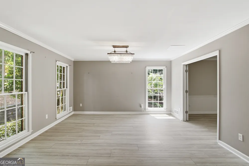 4003 Oakview CT Alpharetta, GA 30005