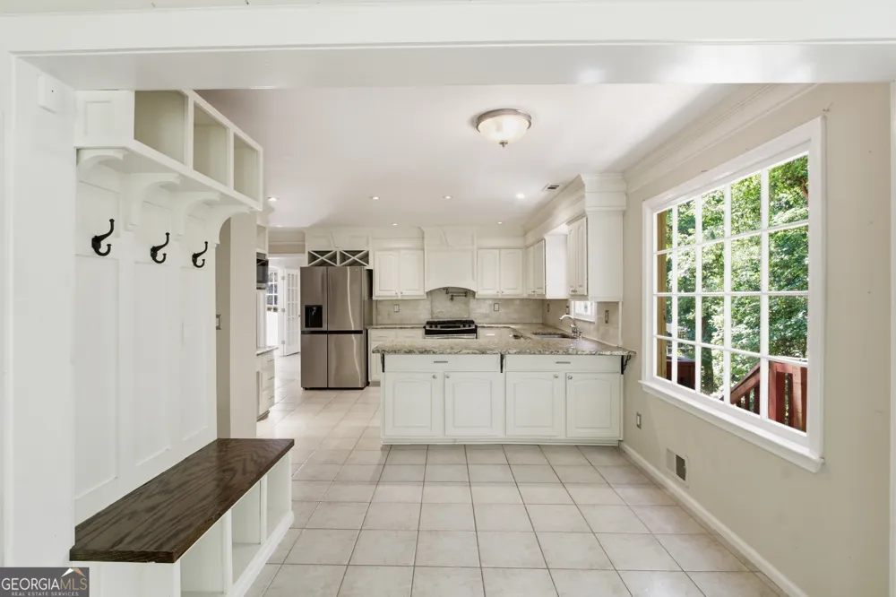 4003 Oakview CT Alpharetta, GA 30005