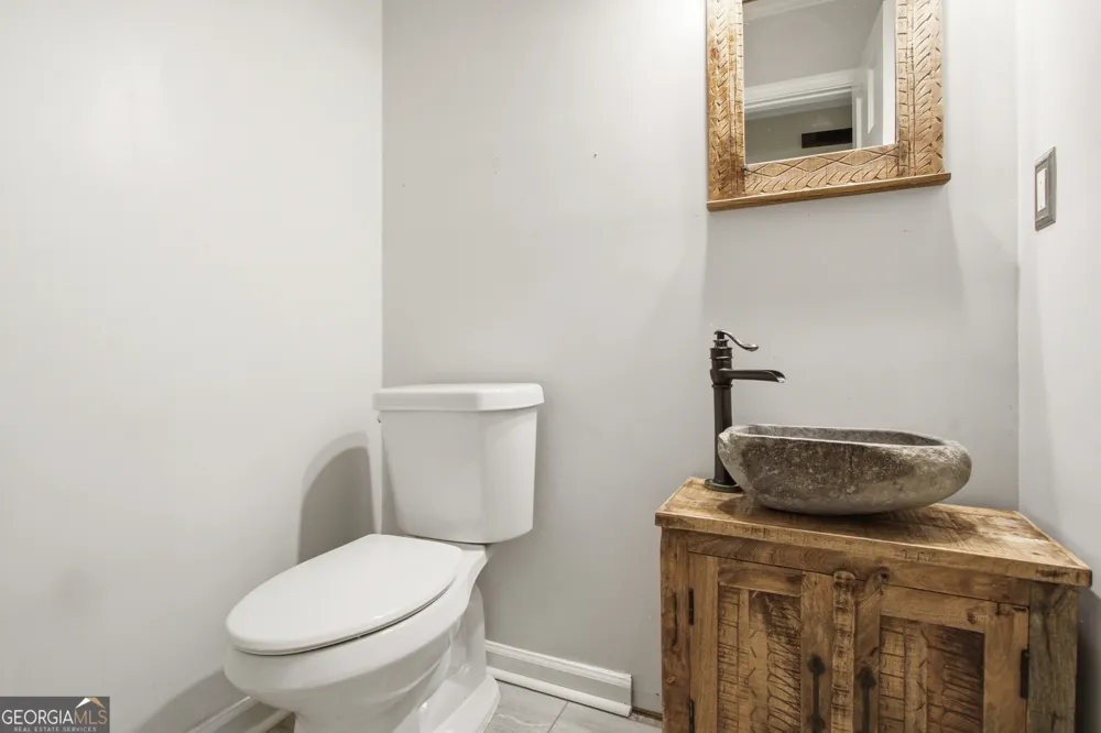 4003 Oakview CT Alpharetta, GA 30005