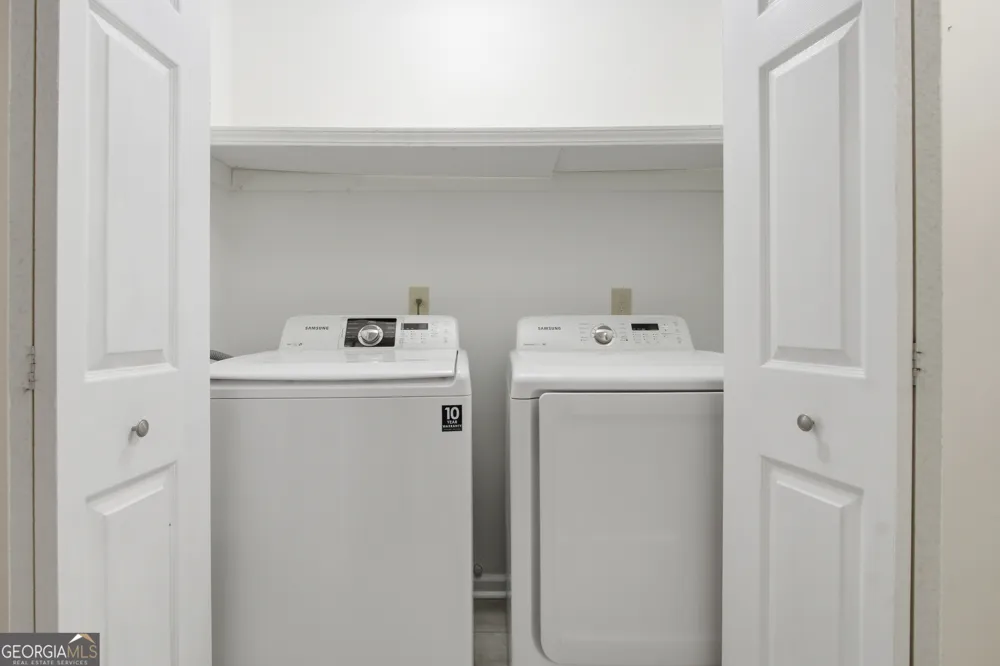 4003 Oakview CT Alpharetta, GA 30005