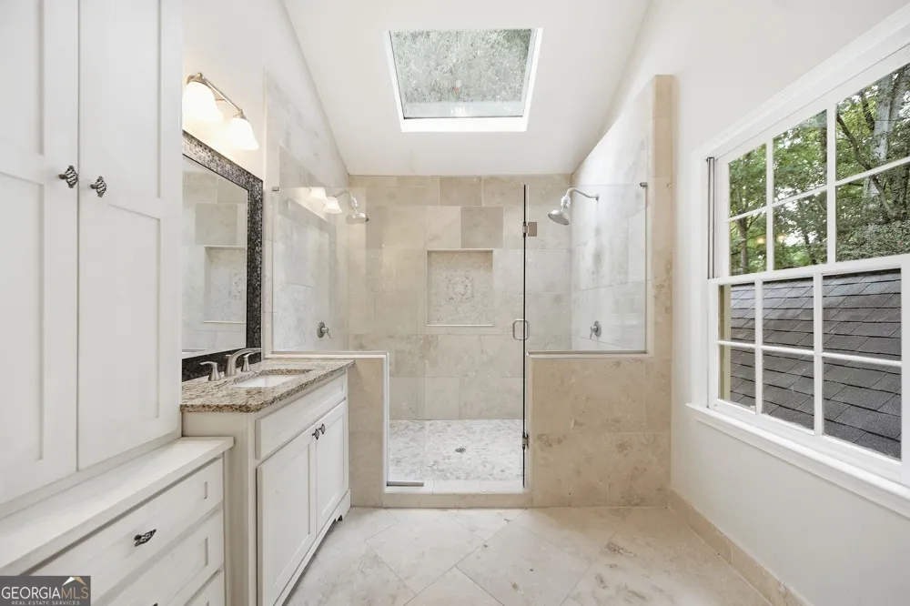 4003 Oakview CT Alpharetta, GA 30005