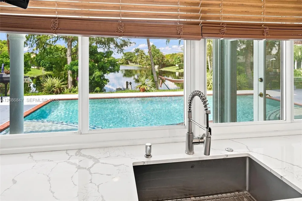 511 NW 104th Ave Plantation, FL 33324