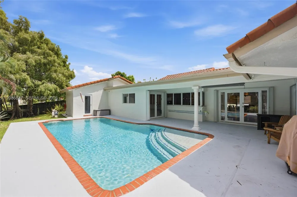 511 NW 104th Ave Plantation, FL 33324