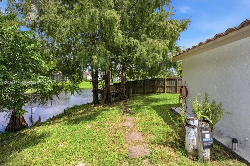 511 NW 104th Ave Plantation, FL 33324