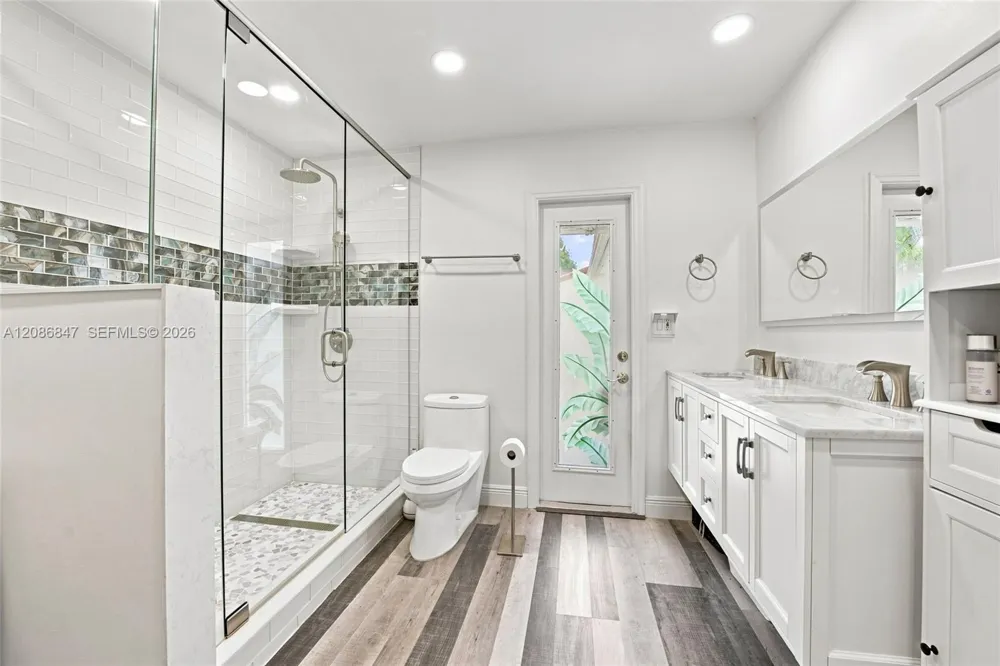 511 NW 104th Ave Plantation, FL 33324
