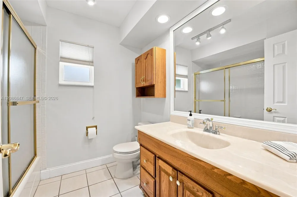 511 NW 104th Ave Plantation, FL 33324