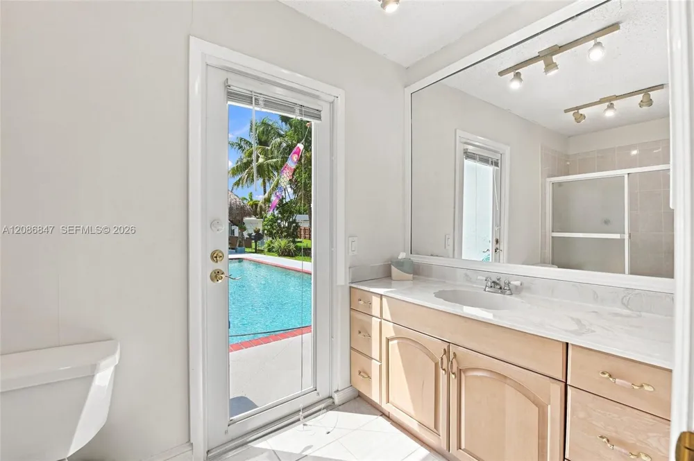 511 NW 104th Ave Plantation, FL 33324