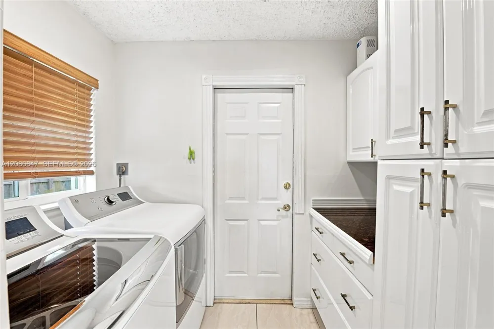 511 NW 104th Ave Plantation, FL 33324