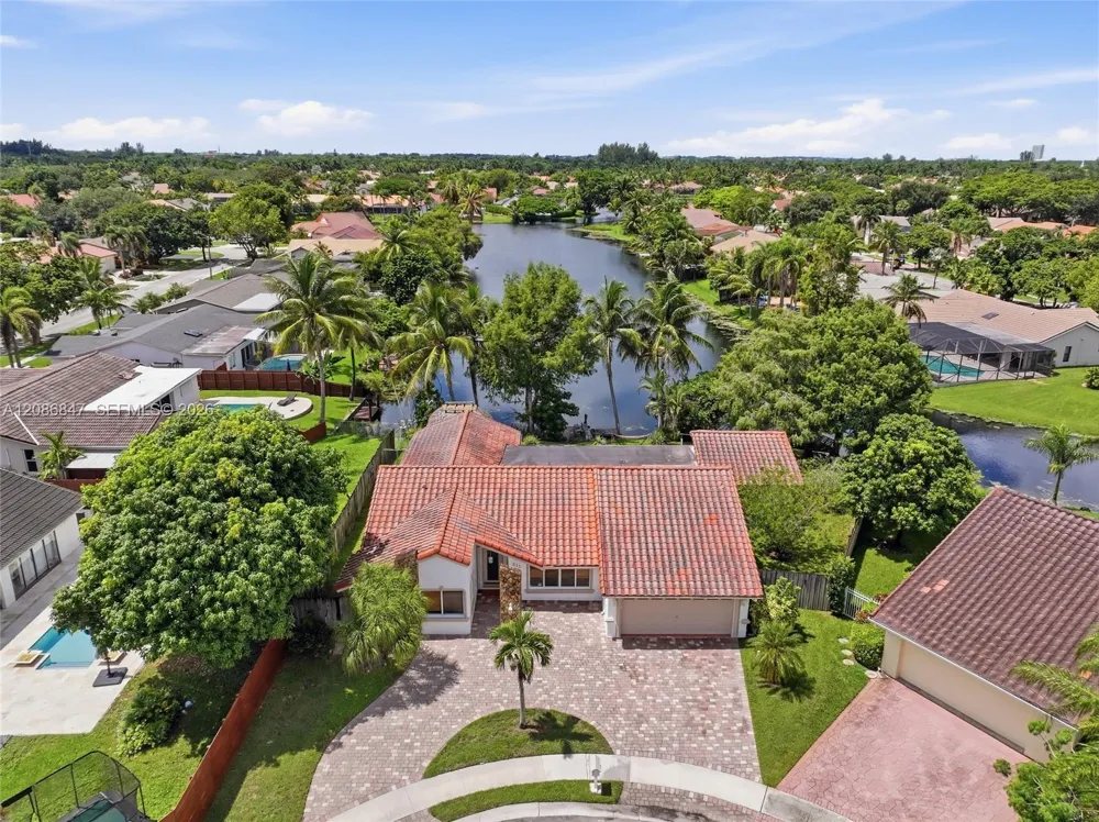 511 NW 104th Ave Plantation, FL 33324
