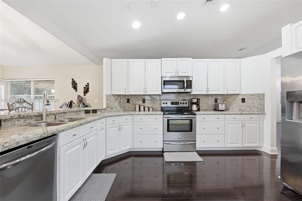 5346 NW 99th Way Coral Springs, FL 33076