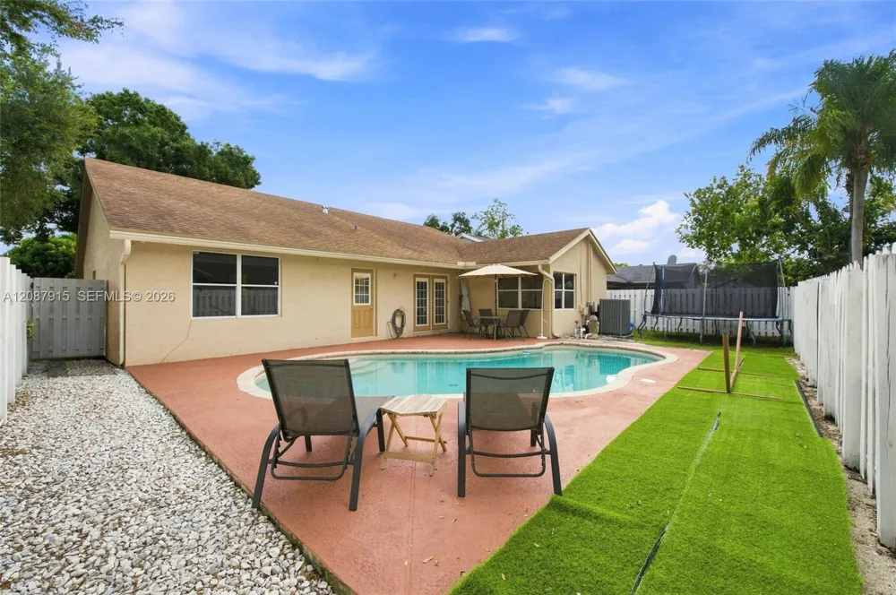 5346 NW 99th Way Coral Springs, FL 33076