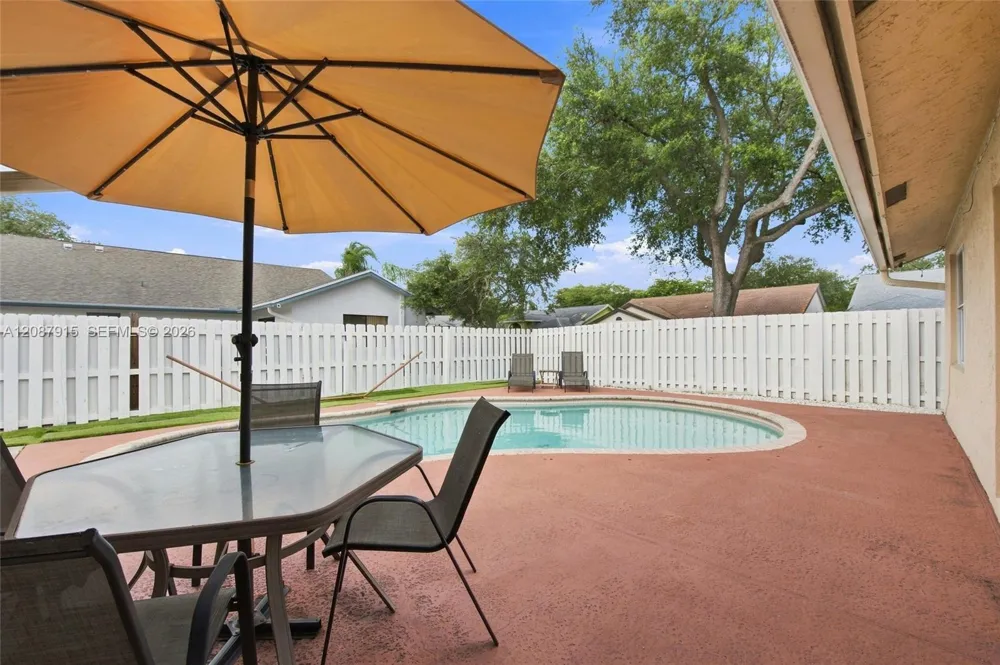 5346 NW 99th Way Coral Springs, FL 33076