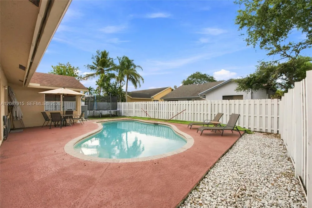5346 NW 99th Way Coral Springs, FL 33076