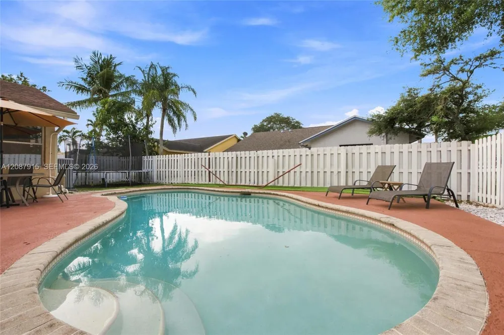 5346 NW 99th Way Coral Springs, FL 33076