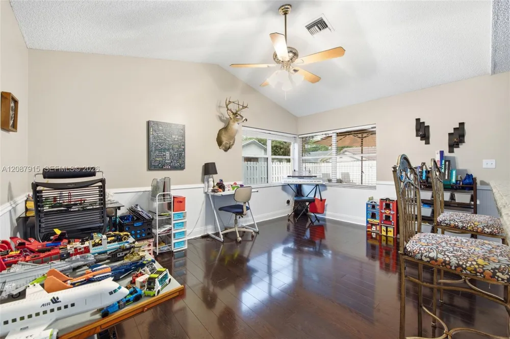 5346 NW 99th Way Coral Springs, FL 33076
