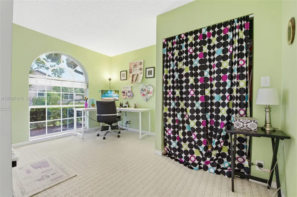 5346 NW 99th Way Coral Springs, FL 33076