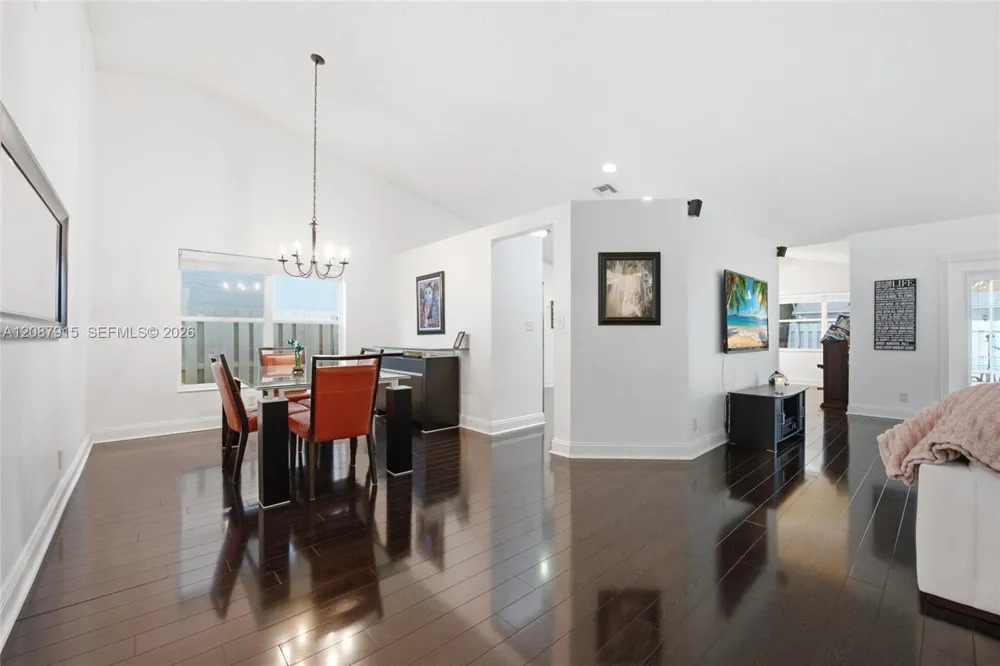 5346 NW 99th Way Coral Springs, FL 33076