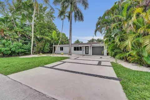 1908 NE 27th Drive