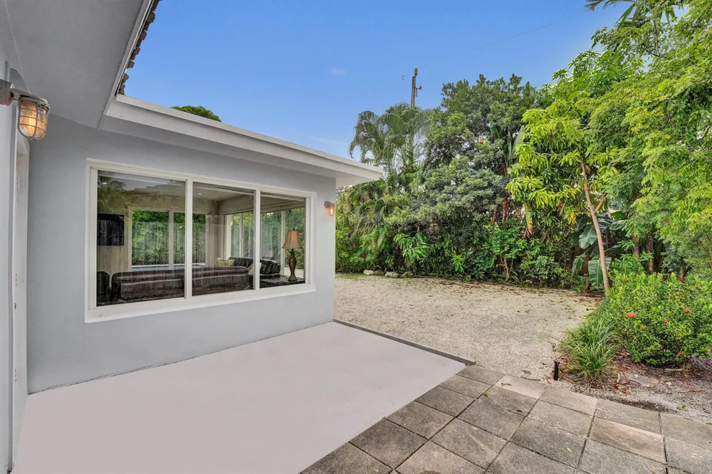 1908 NE 27th Drive Wilton Manors, FL 33306
