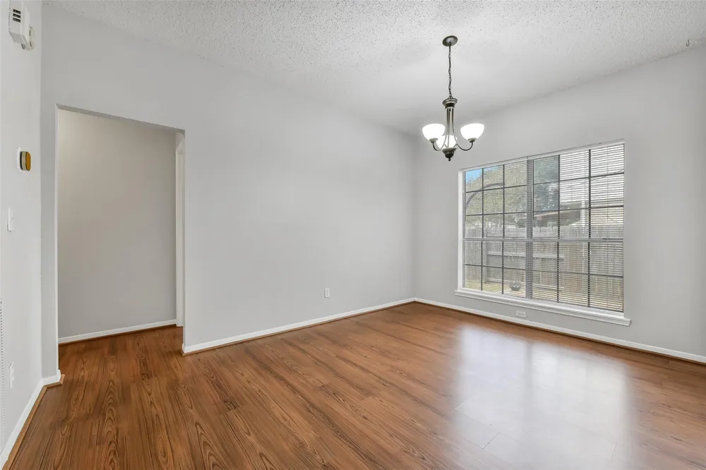 2708 Glendale Drive Pearland, TX 77584